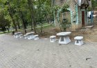 Mese de șah instalate în spațiile publice!