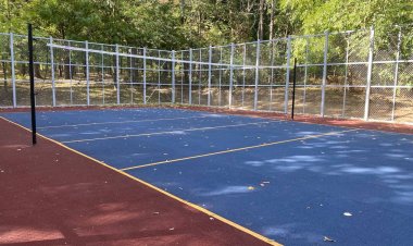 Un nou teren de volei în parcul Valea Trandafirilor